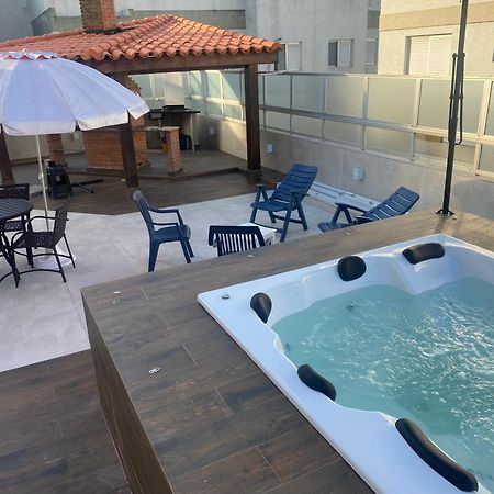 Cobertura Guaruja Apto Com Jacuzzi E Churrasqueira المظهر الخارجي الصورة